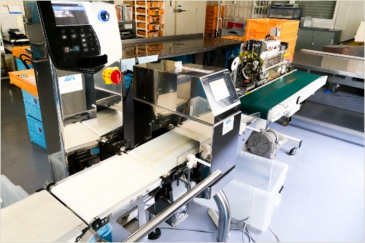 金属探知機ウェイトチェッカー・シーラー